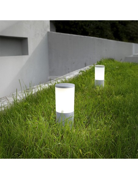Estaca de jardín Amelia DR2.572.000.LYV1K Fumagalli